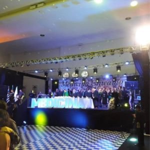 iluminacao para eventos corporativos